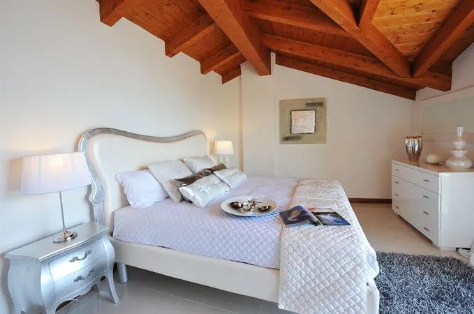 Casa di Luna - Pianello del Lario by LoveComo