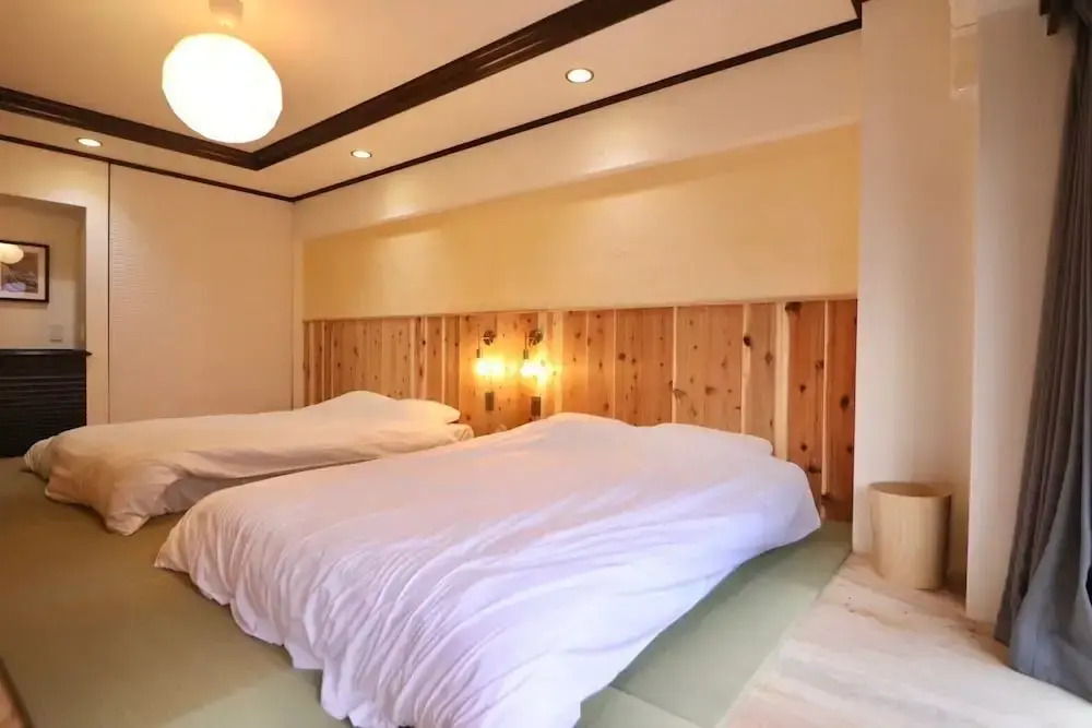 sunmallcrest403