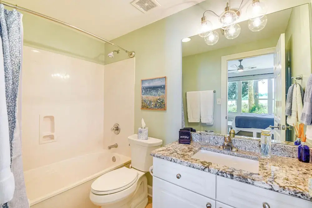Sandestin Resort Condo w/ 6-seater Golf Cart