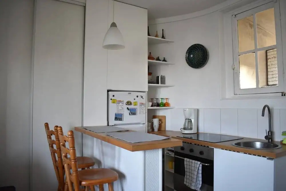 1 Bedroom Apartment With Amazing Views in Paris