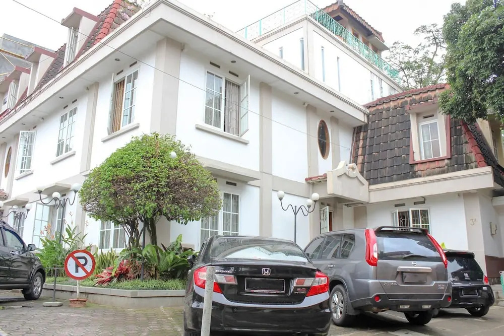 艾里万隆帕拉扬廷布鲁特兰卡甘本唐酒店(Airy Eco Parahyangan Ciumbuleuit Ranca Bentang Bandung)