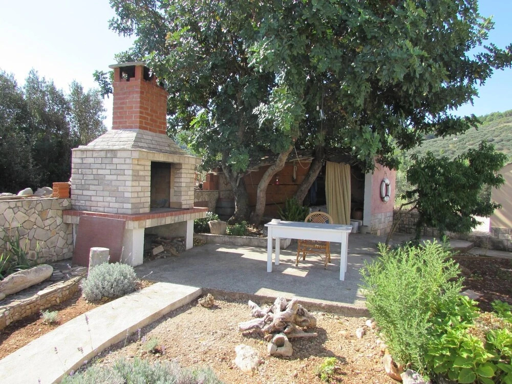 Charming Unique Apartment For 4