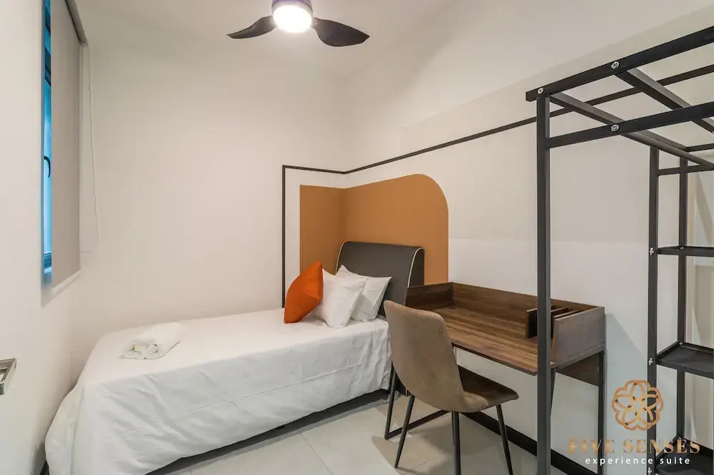 Neu Suites Residence Kuala Lumpur, Roam