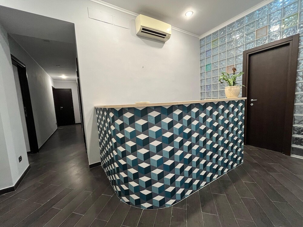 Cloud 9 Hotel
