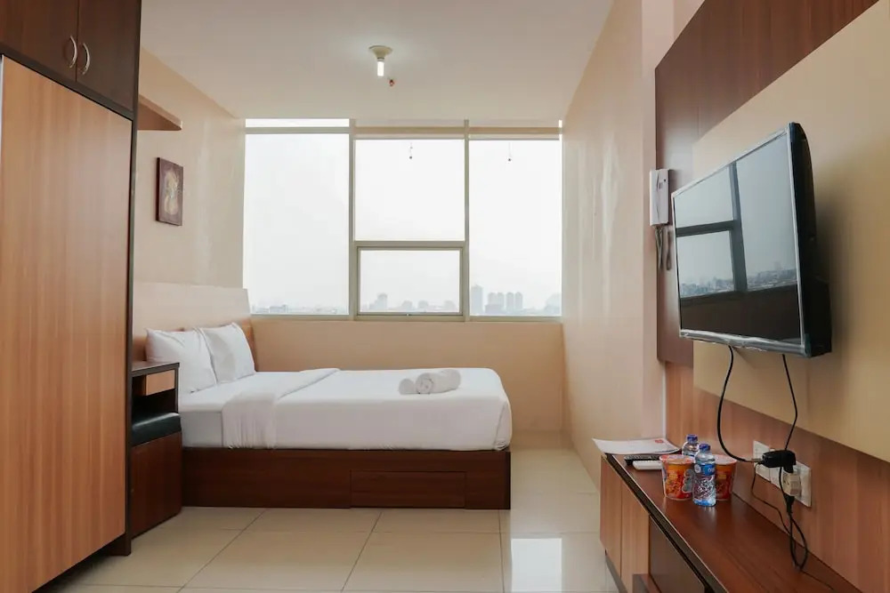 Strategic 1BR Apartment at Pasar Baru Mansion