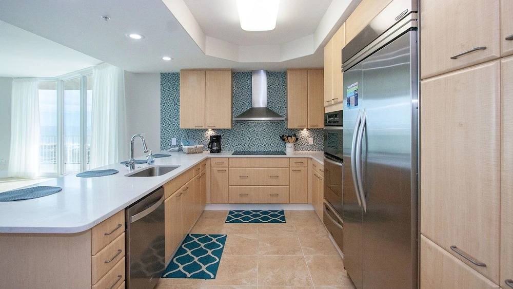 Three Bedroom Condo With Stunning Views - Unit Crc1110