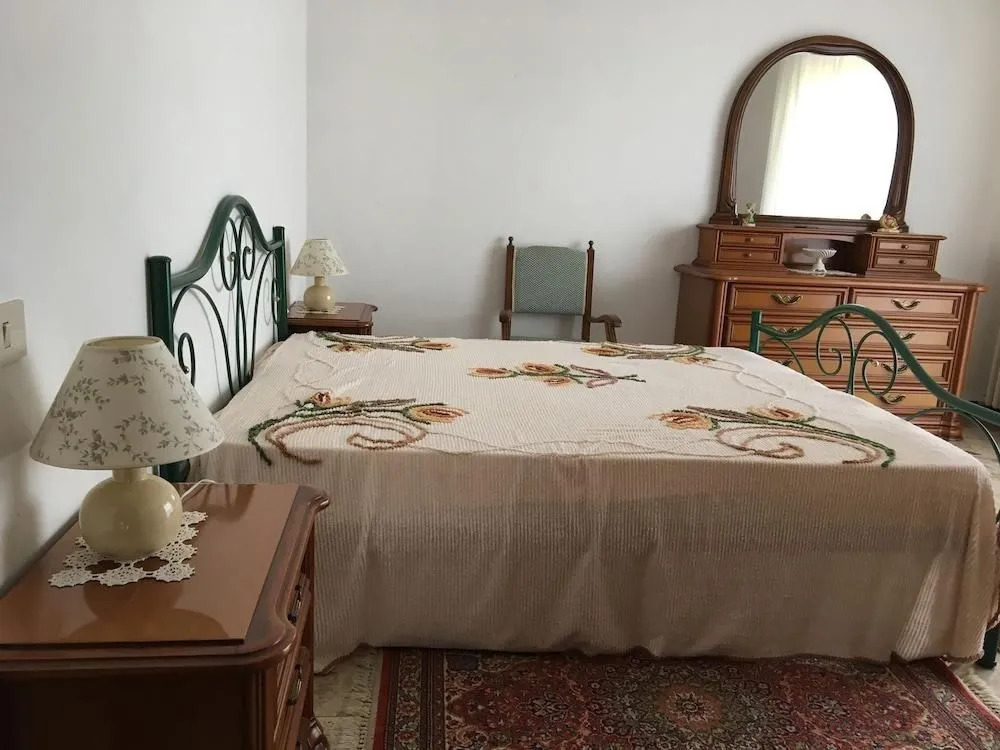 Valley View Apartment in Ameglia near Historical Center with Garden