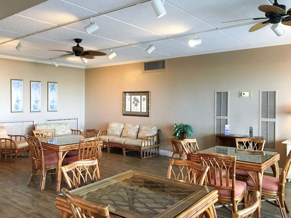 New Listing! Fernandina Beach Oasis W/ Pool 3 Bedroom Condo
