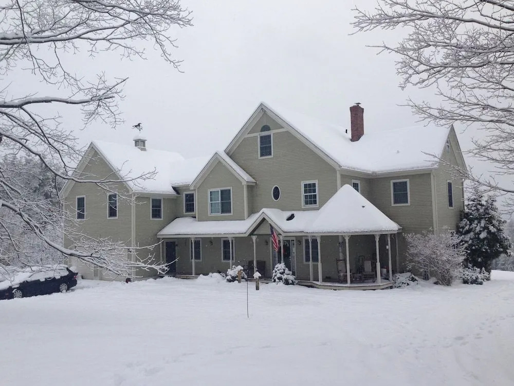 High Hill Inn