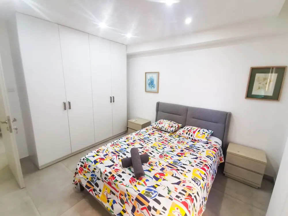 Sandy Bottoms Beach Apartment