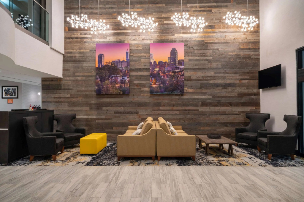 La Quinta by Wyndham Raleigh Downtown North