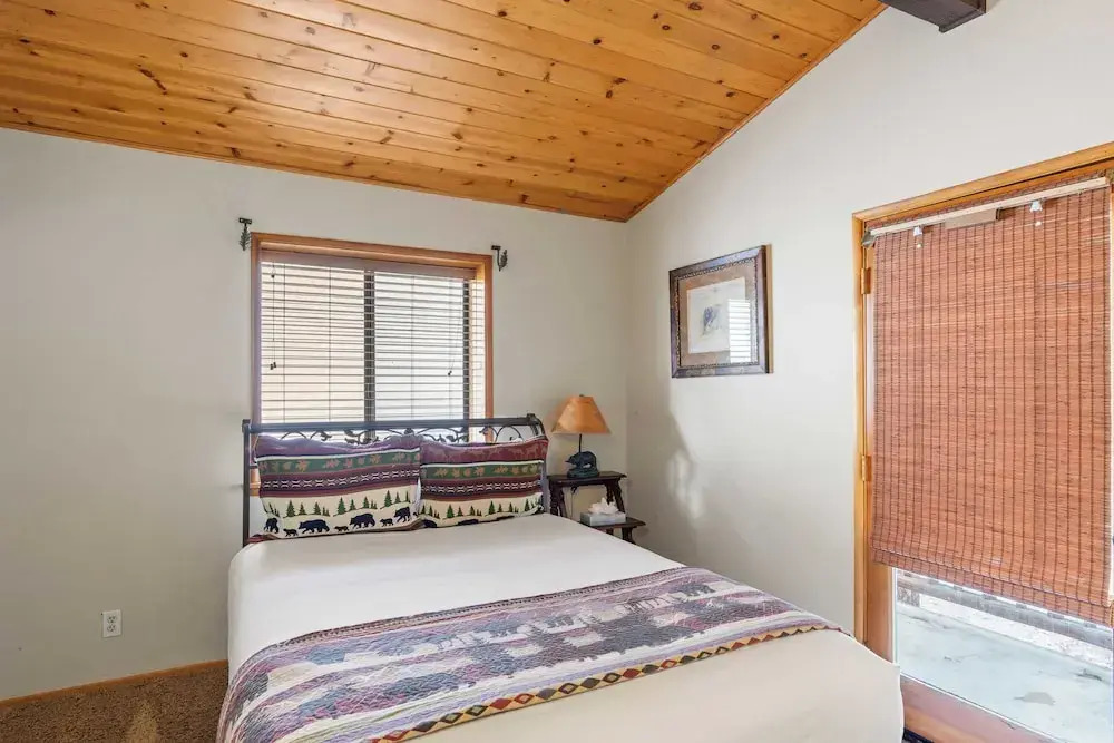 Lakeview Cabin w/ Game Room & Deck Near Ski Slopes & Trails Sleeps 16 Waterview by Avantstay