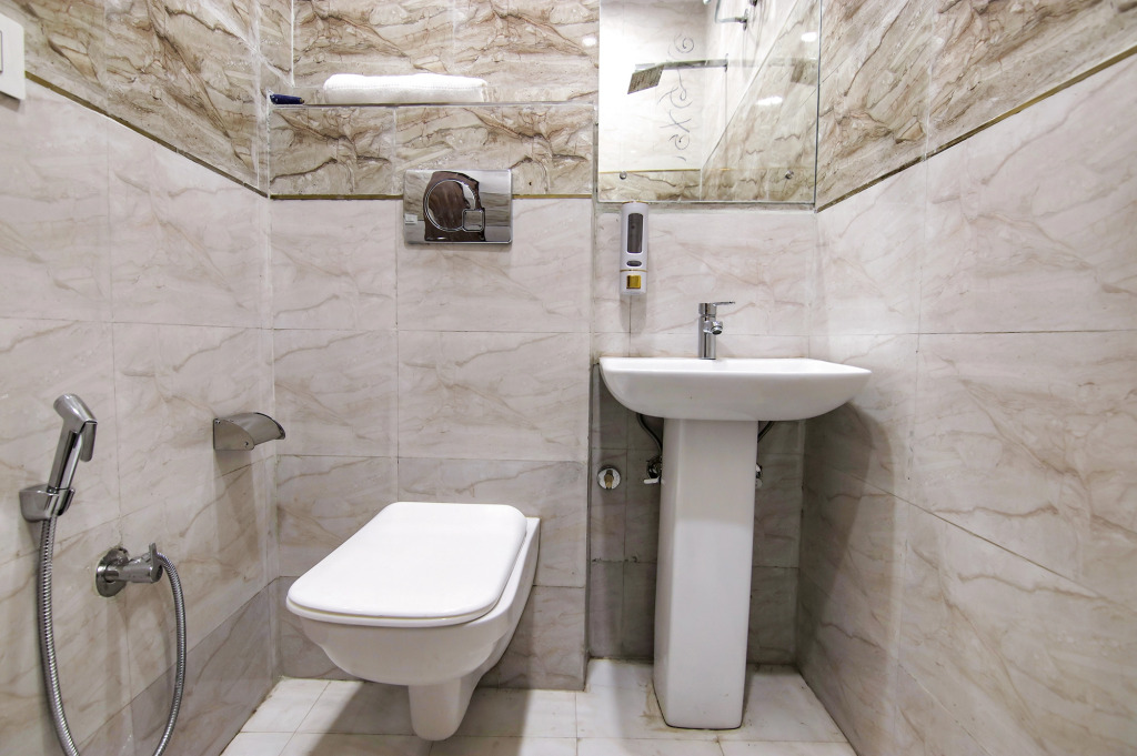 Fabhotel Palm Plaza