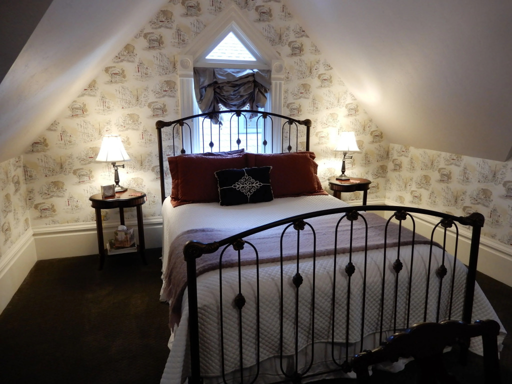 Cest La Vie Inn