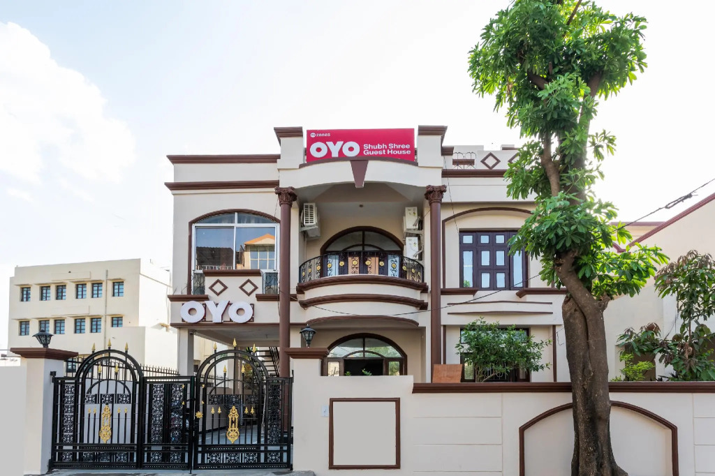 OYO 28865 Shubh Shree Guest House