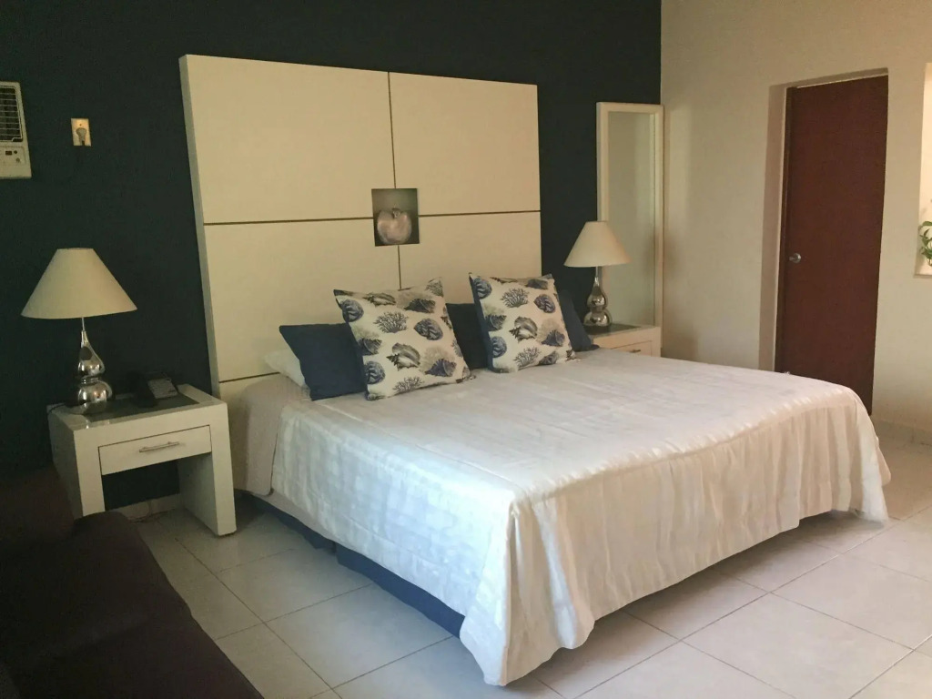 Suites Villa Italia