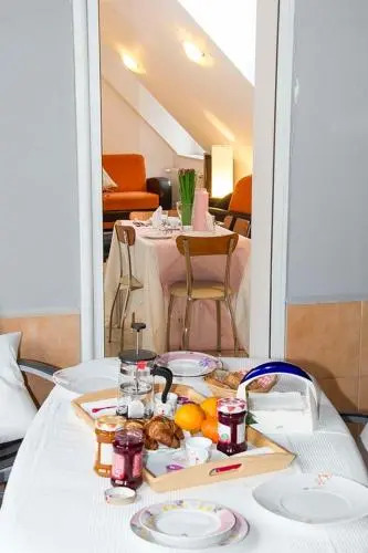 9 Suites ApartHotel