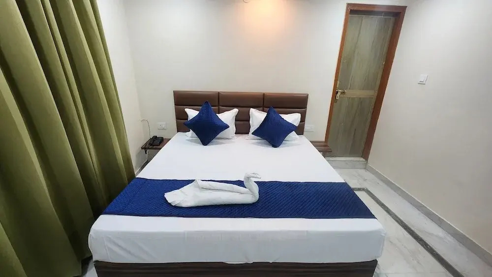 Sojourn Inn