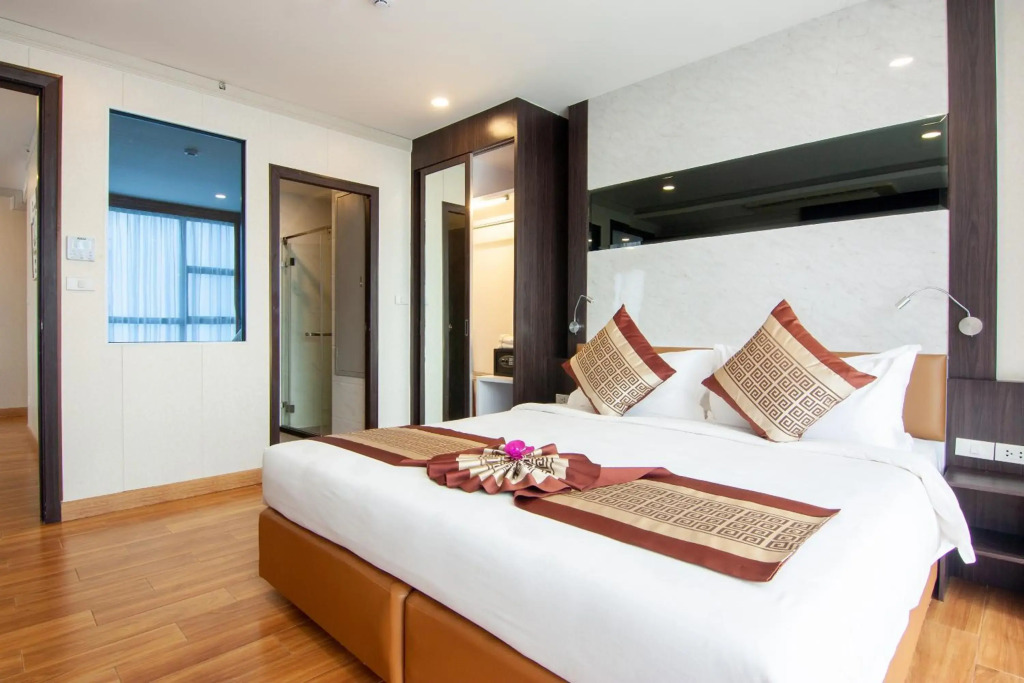 Golden Jomtien Beach Hotel