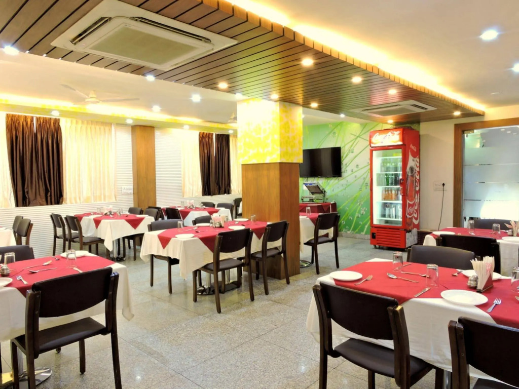 Treebo Mohit Regency