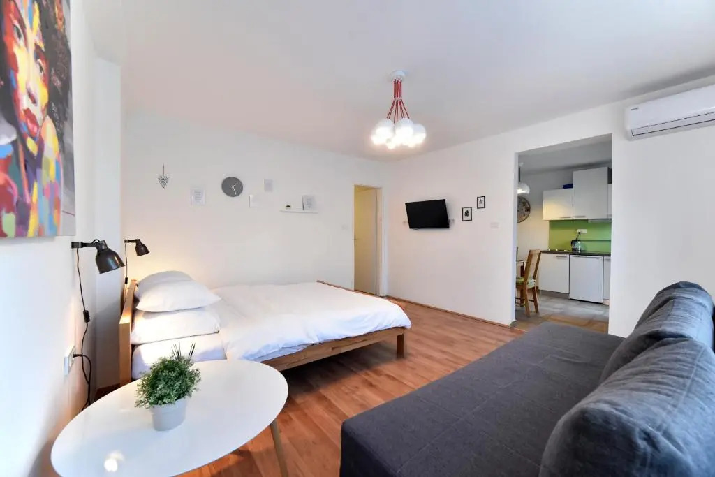 Vla Vla Apartments - Central Zagreb with Parking