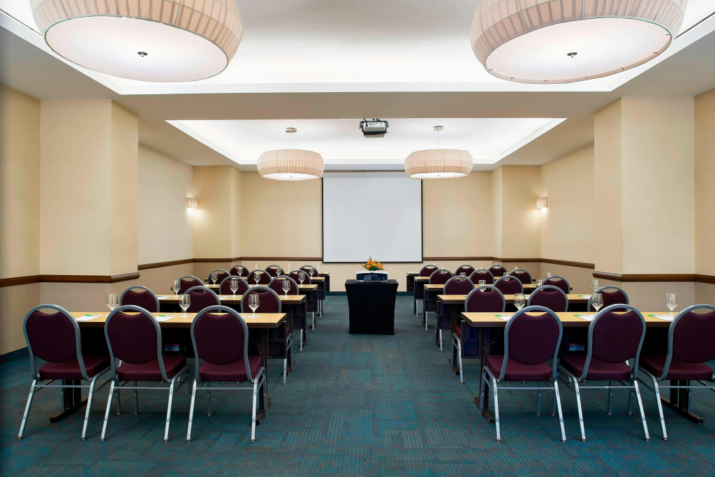 Courtyard by Marriott Mexico City Airport