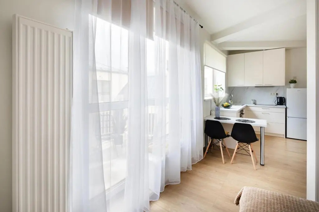 Leonardo Studio Apartments In City Center