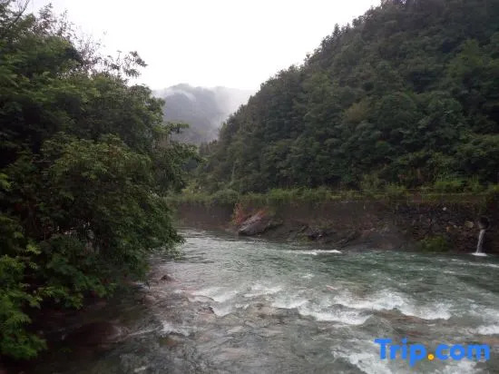 Loushanqiao Homestay No.2