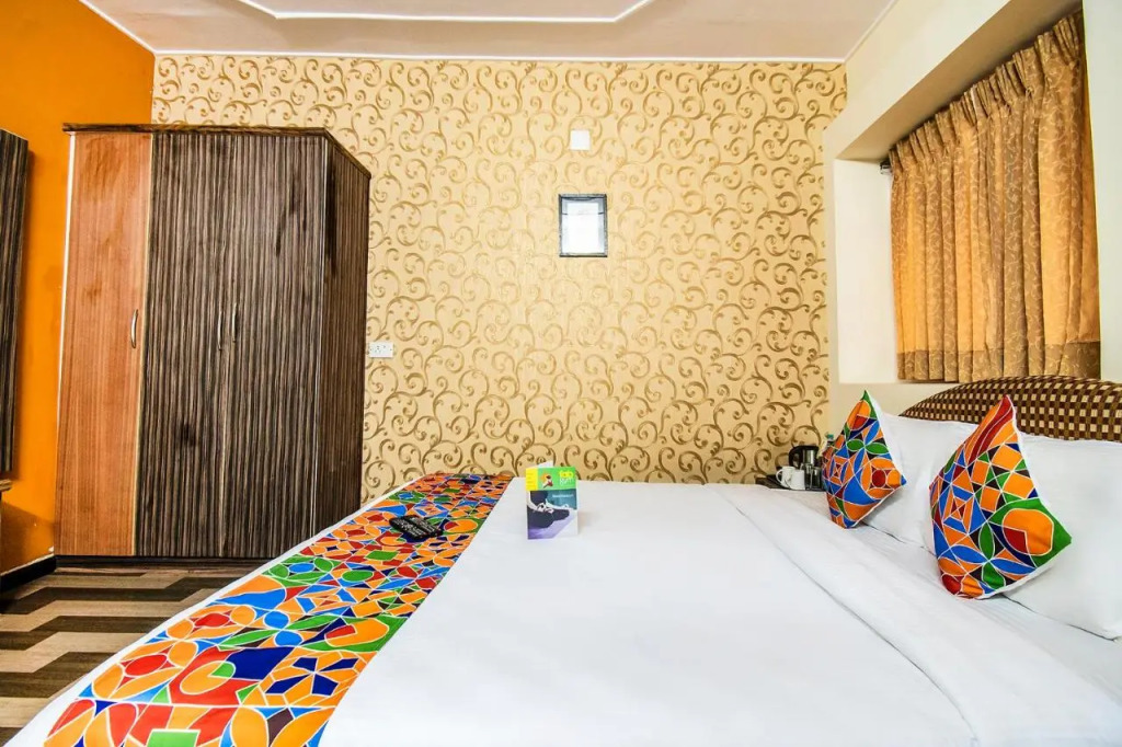 FabHotel St. Clouds