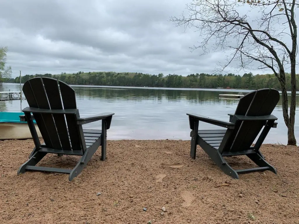 Deerwood Resort - Chickadee Cabin