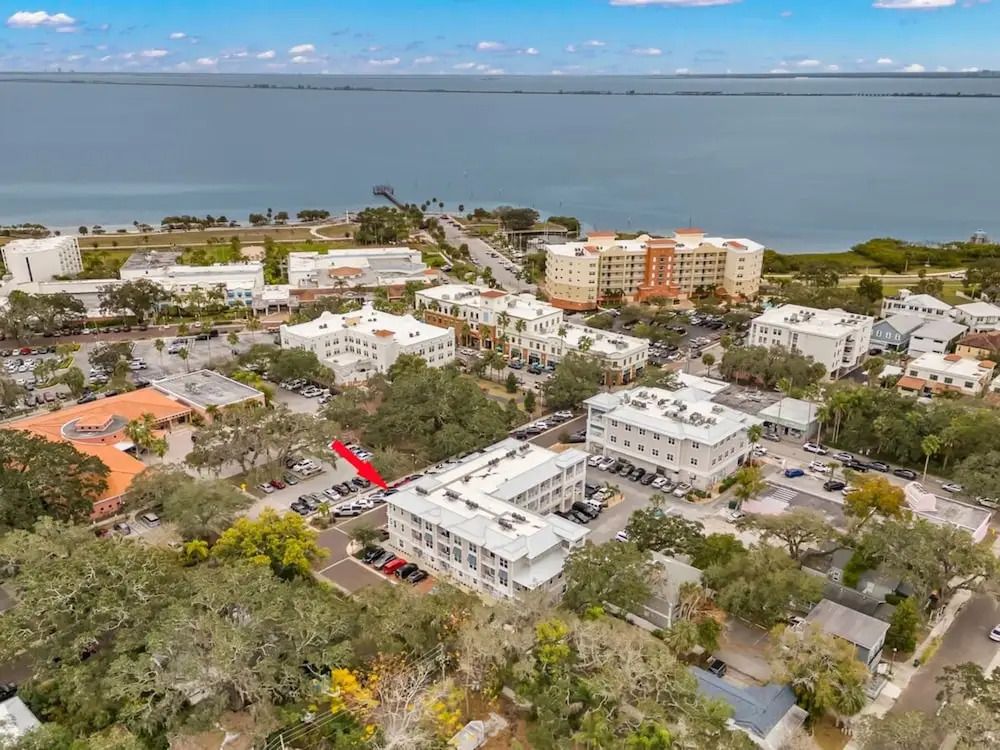 Canopy Cove Stunning 2BR Apt Heart of Downtown