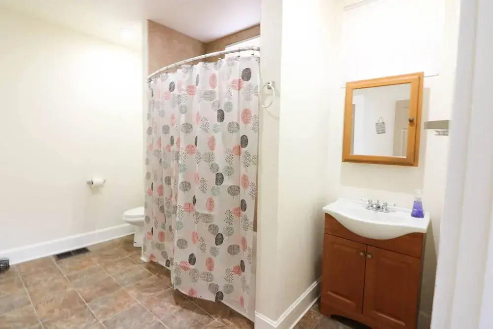 Downtown 1BR Stay Walk to Cafes Parks