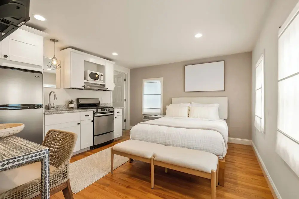 Hygge House Suites