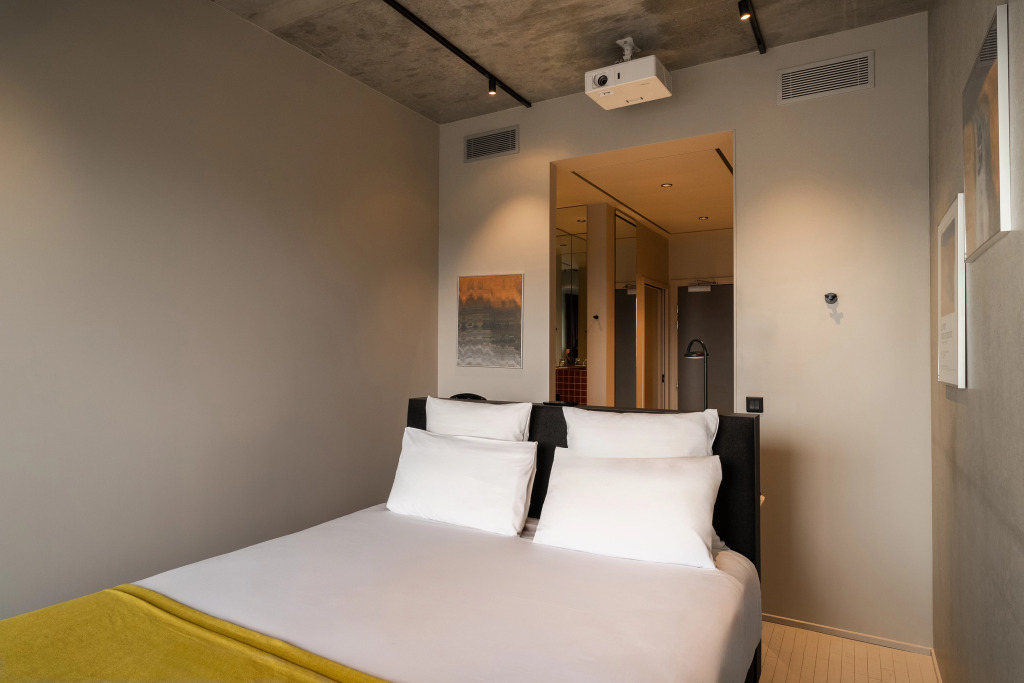mk2 Hotel Paradiso Nation
