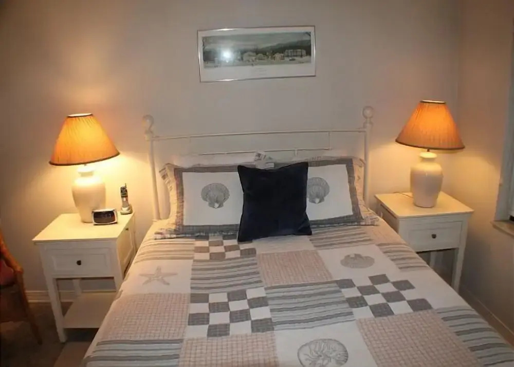 Summerhouse 228