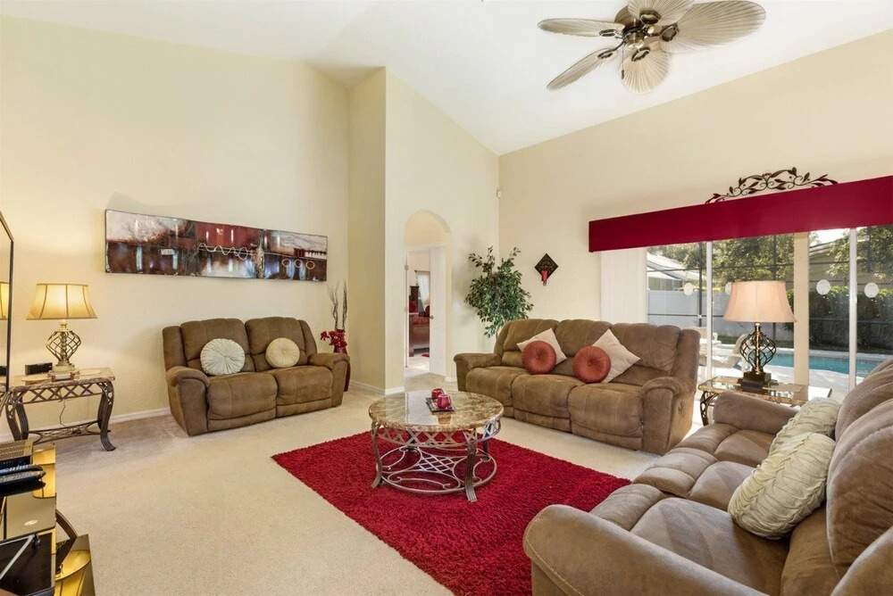 Stunning 4 Bed Pool Villa Located Just Minutes From the Orlando Area Attractions - 405