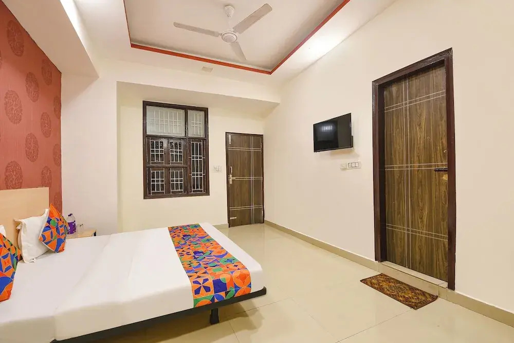 FabHotel Blue Stone