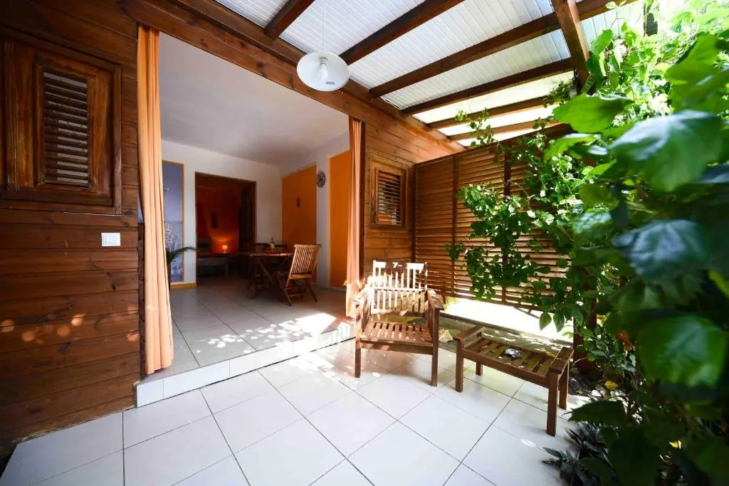 Appartement d'une chambre a Pointe Noire a 150 m de la plage avec vue sur la mer piscine partagee et jardin clos