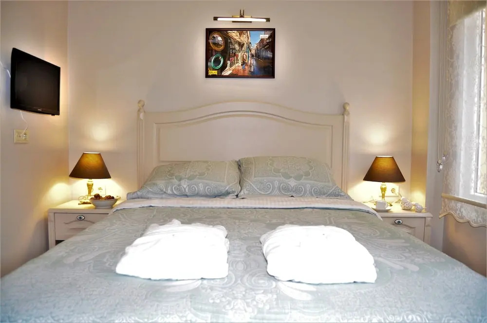 Emil House Apart Hotel