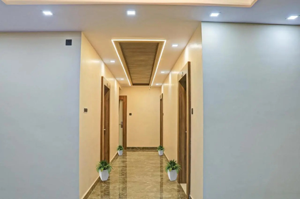 Oxy Kings Inn by OYO