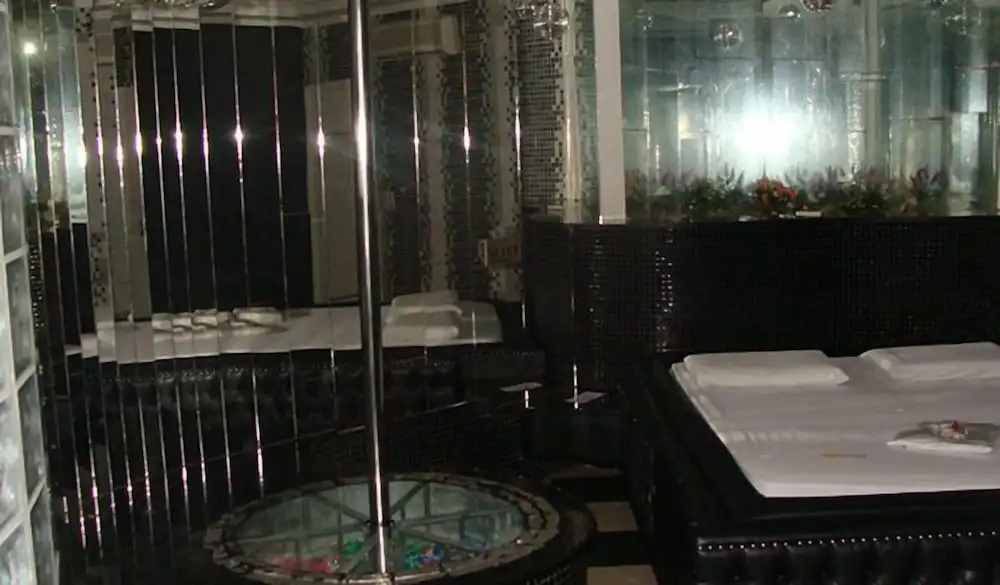 Flamboyant Hotel