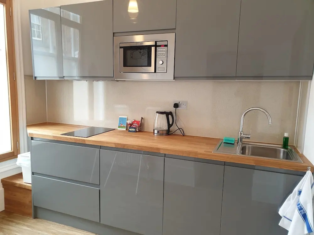McMillan House Studio Apartments