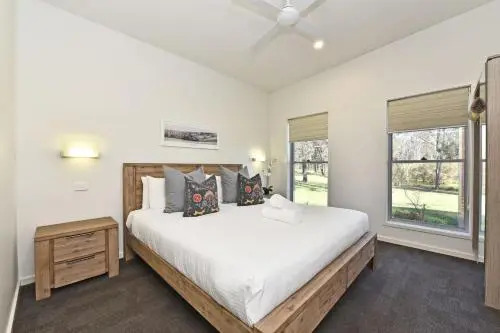 Ironbark Hill Villa 4 Novato