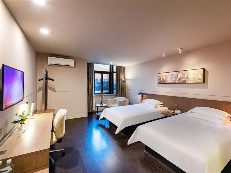 Jinjiang Inn Select Suzhou Shengze Sunhuxilu Hotel