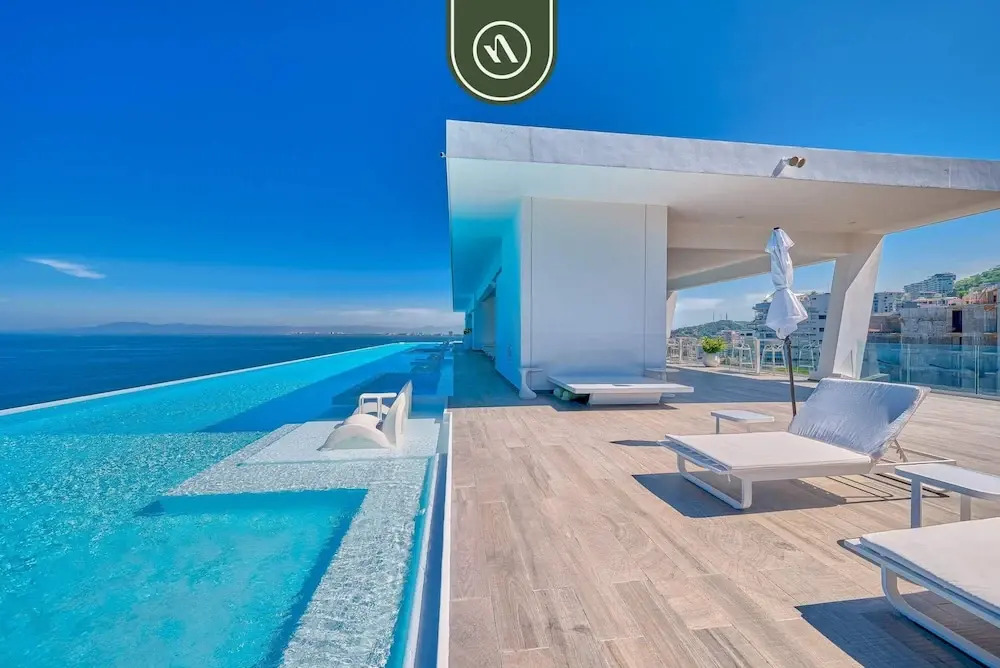 1BR Condo Near to Beach