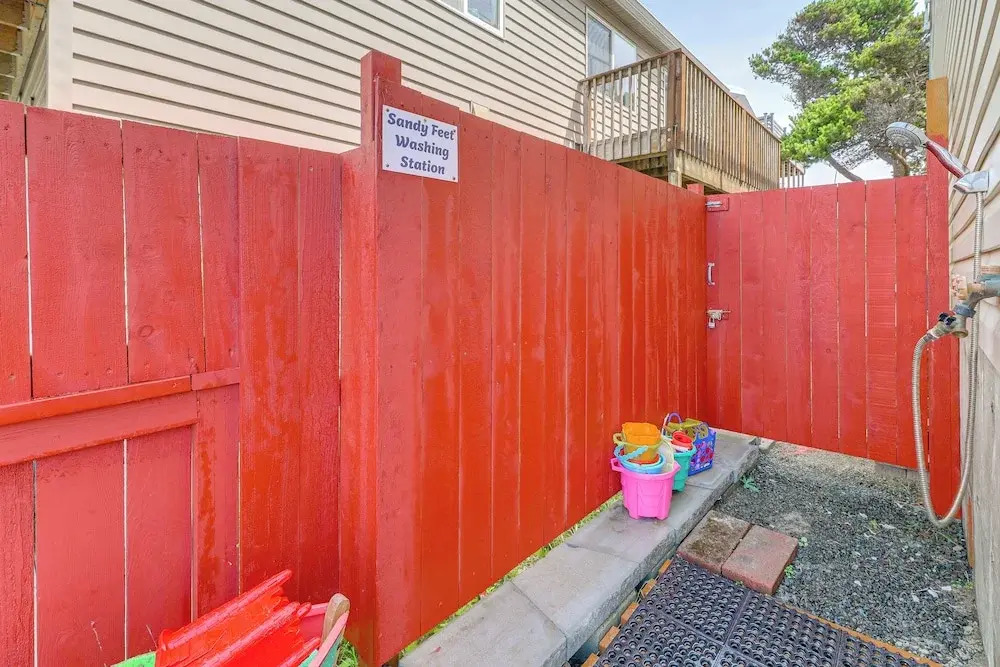 Group Friendly! Rockaway Beach Oasis w/ Game Room