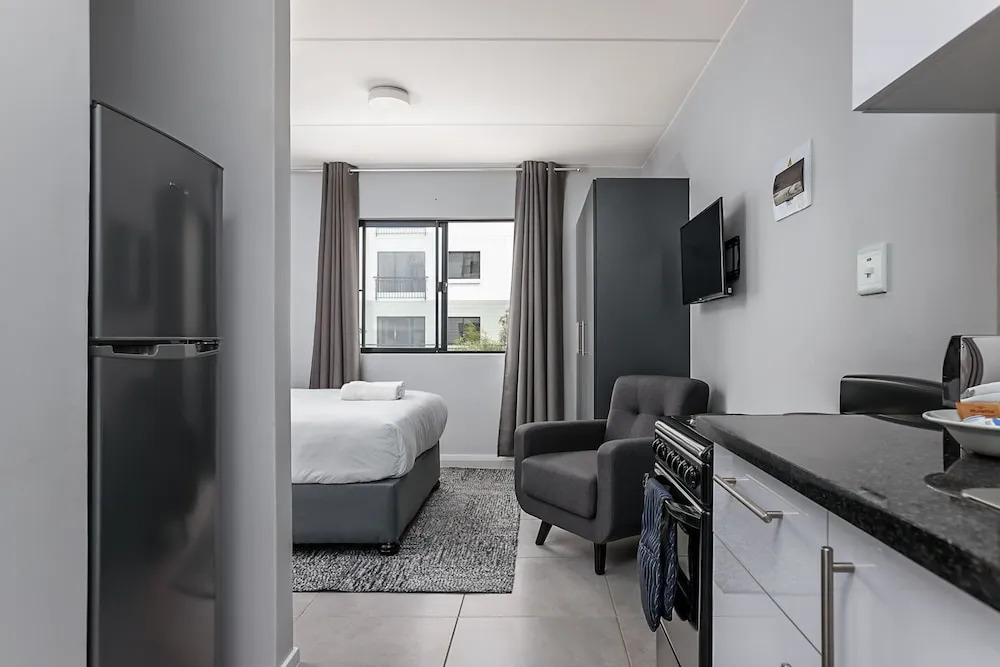 Sandton View E026