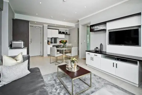 Sandton Apartment 15 West Road South