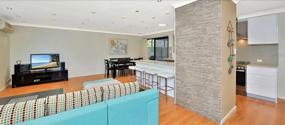 Little Beach House, 8 Mistral Close