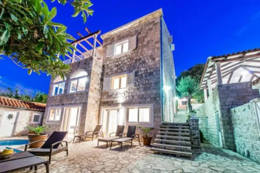 Villa Imperial View